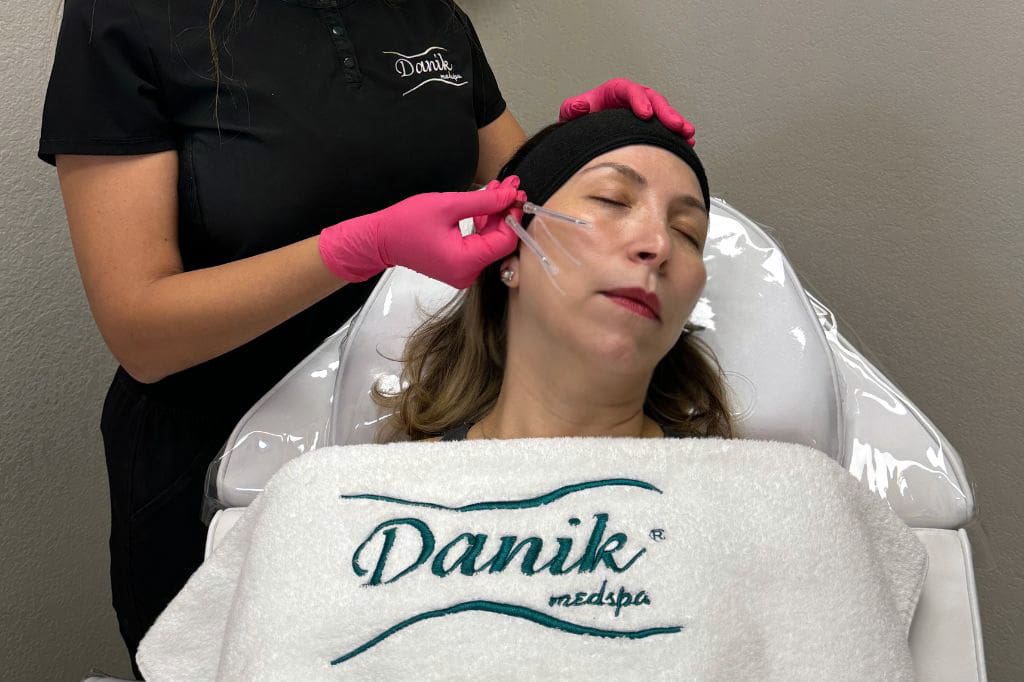 Pacient doing the PDO Threads Treatment at Danik Med Spa